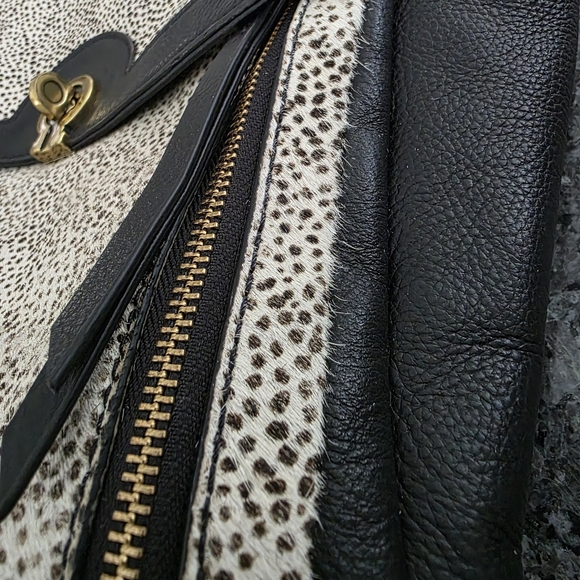 Fossil Amelia Crossbody/backpack - Picture 14 of 14